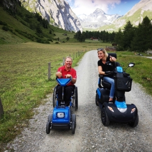 E-Scooter und SwissTrack unterwegs im Ködnitztal in Kals c NPHT Kurzthaler