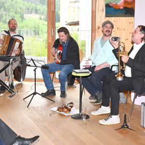 Die Talltones begleiten uns musikalisch beim Jubiläum „5 Jahre Haus der Steinböcke“_ Foto Peter Schober 