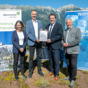 Vereinbarung2025_cAlpenverein_Neuner-Knabl