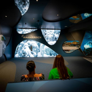 Blick in die Ausstellung im Nationalparkzentrum Mittersill c NPHTKreidlGlueck