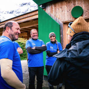 Die Mitarbeiter der Donauversicherung lernen die Nationalpark-Mitarbeiter kennen. © NPHT/Florian Kreidl-Glück